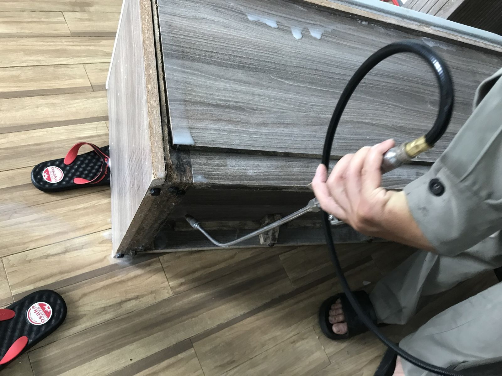 Đội ngũ kỹ thuật viên Công Ty Diệt Mối Uy Tín Tại Phan Thiết PestPro Đà Lạt tại công trình